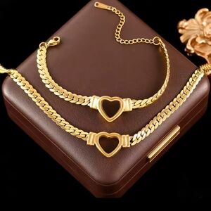 Gold Heart Jewelry Set